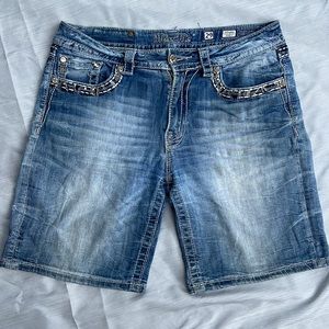 Size 29 MissMe Boyfriend Shorts